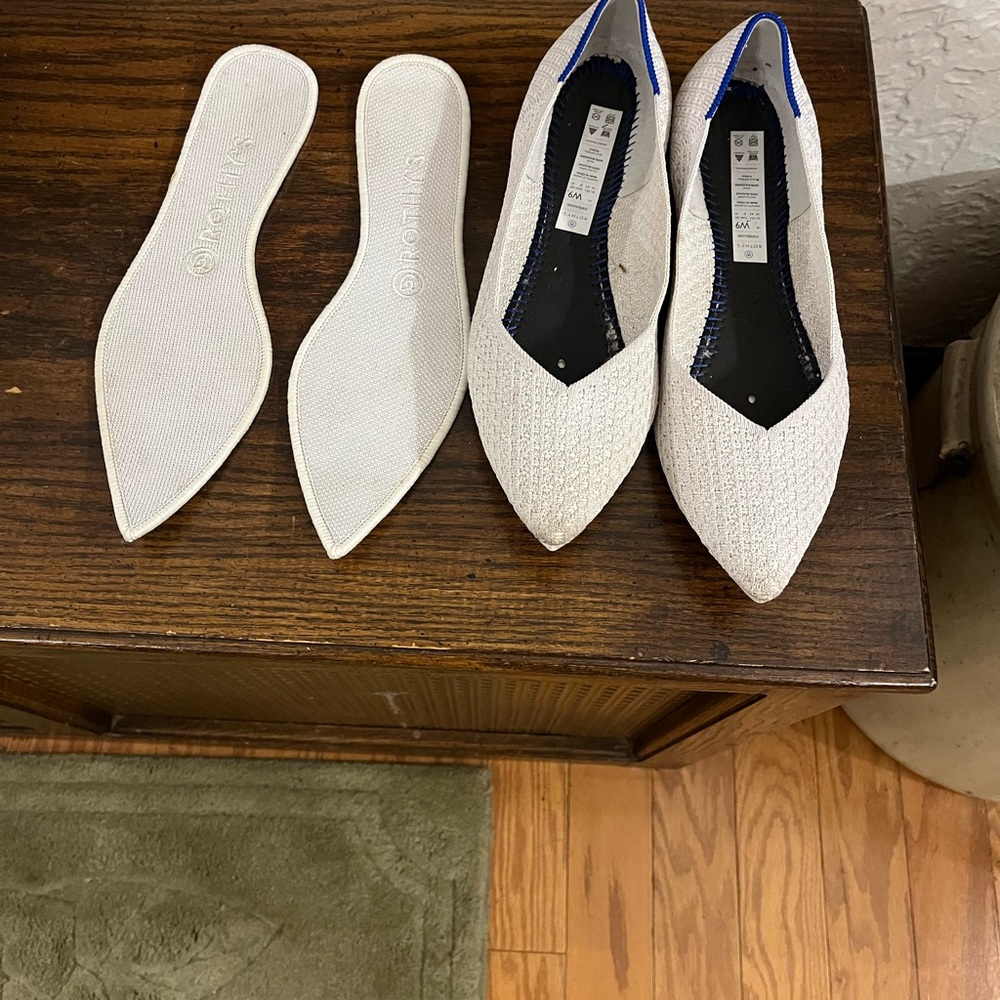 Rothy’s White Pointed Toe Flats